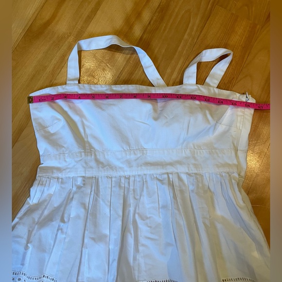 WHIT New York White Cotton Sleeveless Eyelet Blouse - Picture 8 of 8